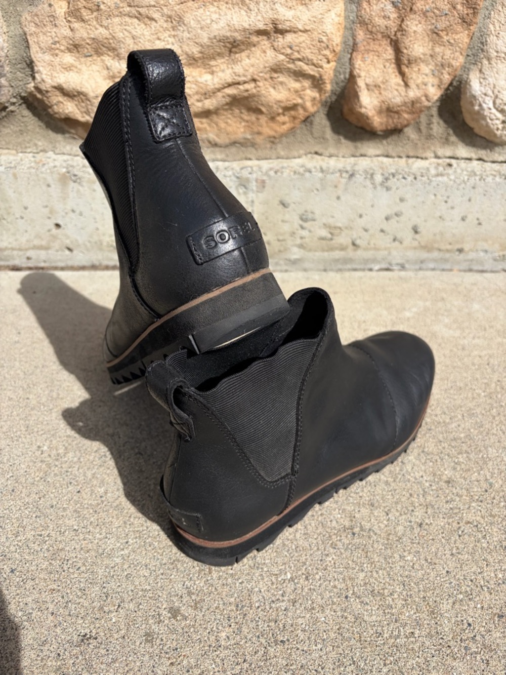 Sorel Black Leather Chelsea Ankle Boots